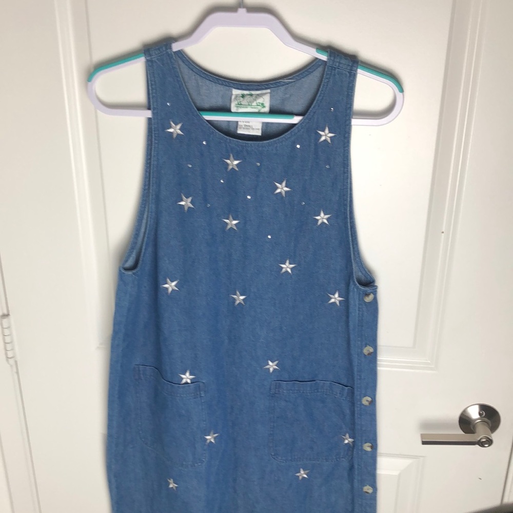 Quacker Factory Denim Maxi Dress With Embroidered Stars and Front Pockets - Picture 2 of 7